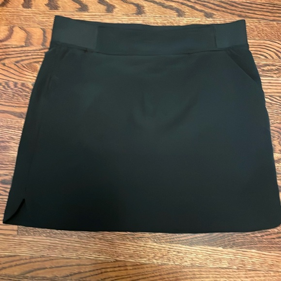 Black womens lined skirt size S. 32 degree brand. Excellent condition. - Picture 1 of 8